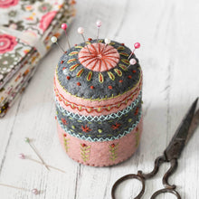 Load image into Gallery viewer, Pincushion Felt Craft Kit